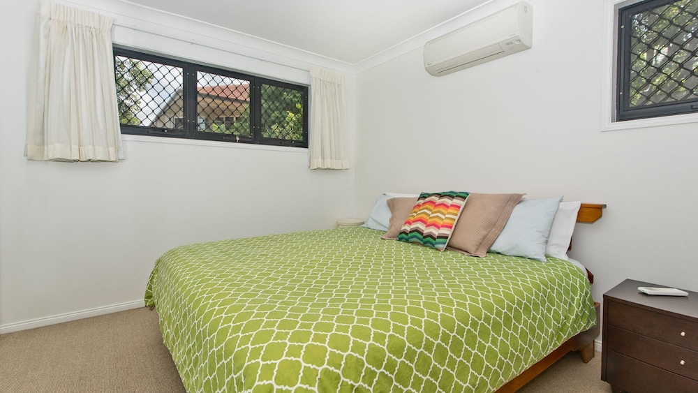 Paddington Townhouse- In The Heart Of Rosalie Village - Queensland