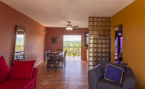 * Mejor Valorados: The Terraces At Rincon, Luxury 2br Suites @ $ 150 / Night - Rincón