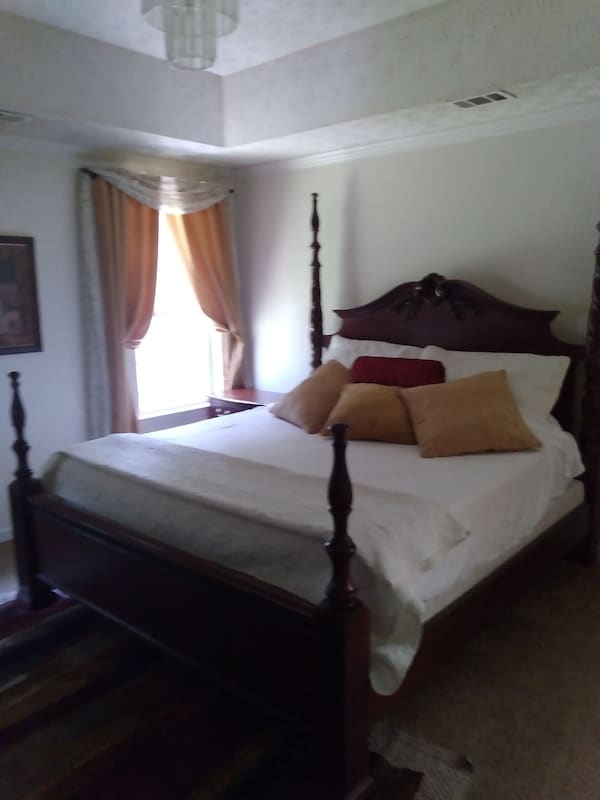 Single Family Home  Three Bedroom - Lithonia, GA