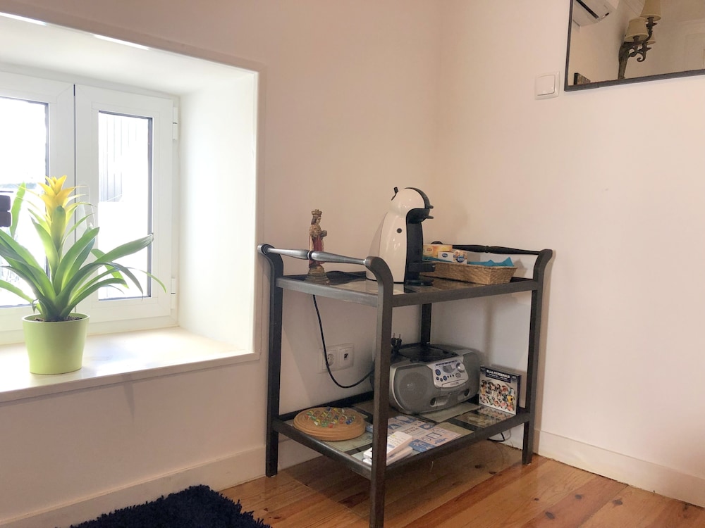 Cozy Apartment In The Heart Of Alfama - Fully Recovered Up To 3 Adults - Lisbon