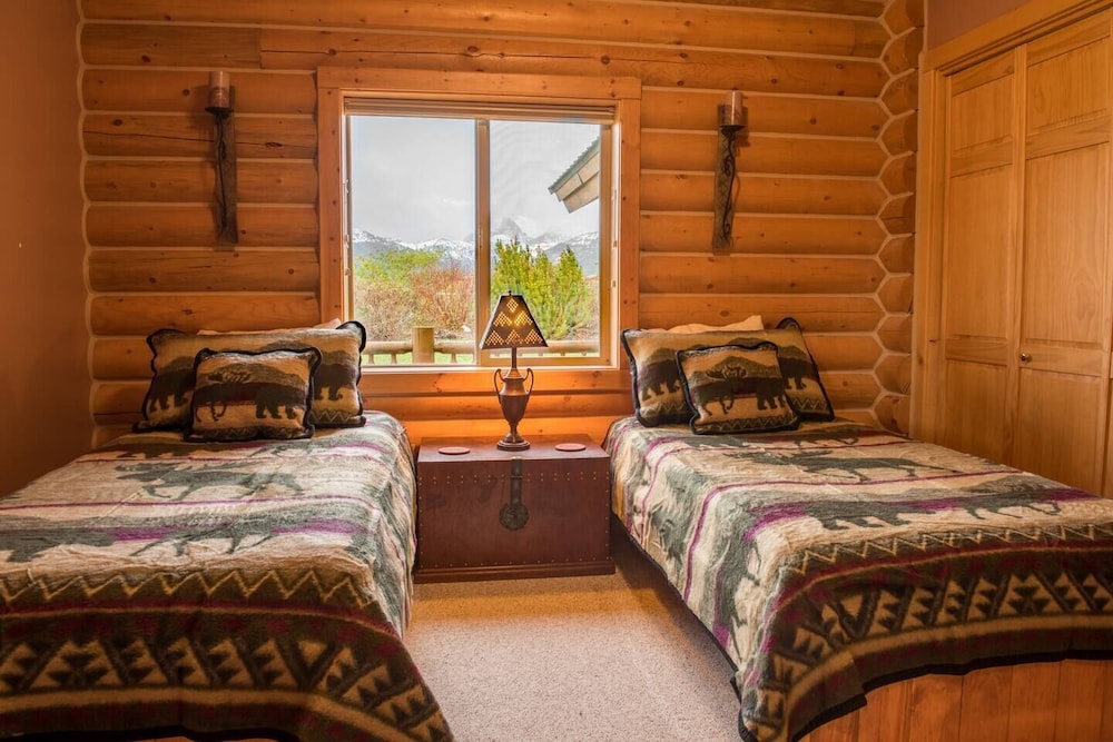 **Gorgeous Teton Views** Beautiful Saddlehorn Cabin Close To Golf/fishing/hiking/skiing And More - 德里格士