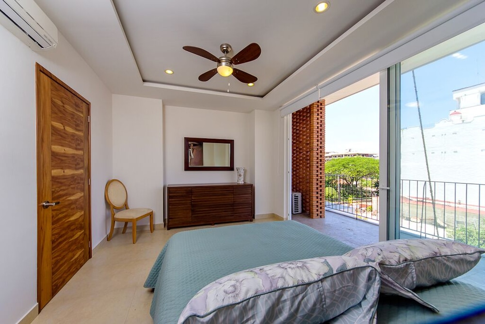 Erstaunliche Luxus-apartment Mit 2 Schlafzimmern In P. Vallarta, Romantische Zone - Puerto Vallarta