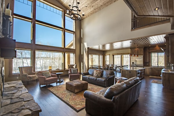 Luxury Lodge, Private Lake, 8000 Ft2, 9 Kamers, Voor Het Ultieme Samenzijn - Idaho