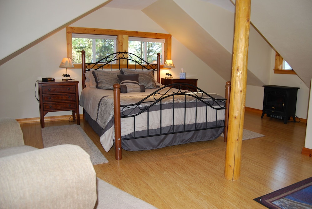 Peaceful, Private Cabin Overlooking The Clearwater River. Dbl Occ Rates - Orofino, ID