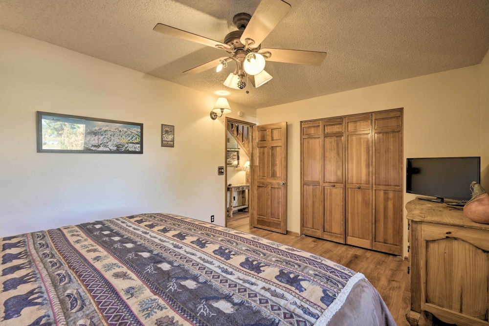 Cozy Condo By Outdoor Fun about 30 Mins to Wolf Creek! - Pagosa Springs, CO