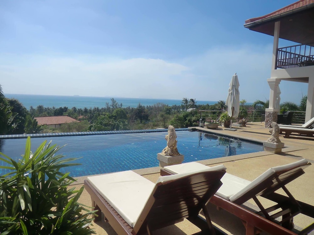 Fantastic Seaview! -  Private Pool Villa (4 Bedrooms) - Villa Serena - Ko Lanta District