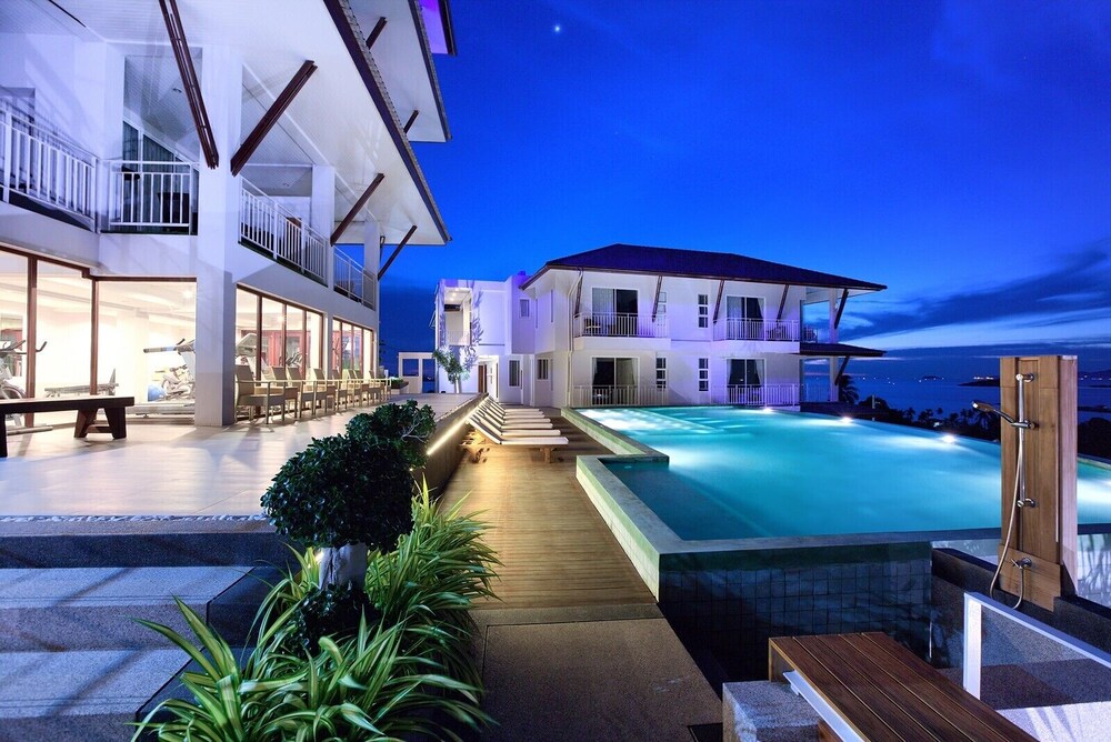 Modern Large Studio Apartment , Sea Views &  Balcony, Pool, Gym Near Big Budda - Koh Samui