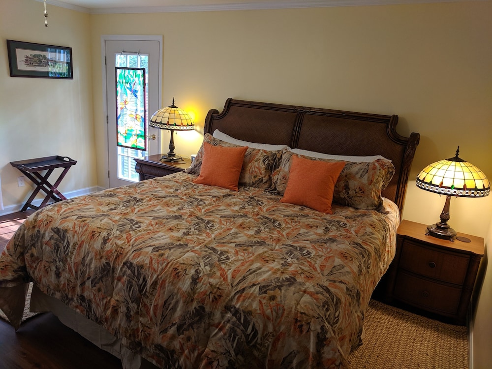 Welcome To Your Perfect Choice For A Relaxed Stay In Beaufort Near Parris Island - Beaufort, SC