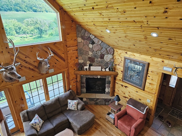 Entire High-quality Lodge Well Equipped And Tranquil - See Albino Deer! - Wisconsin
