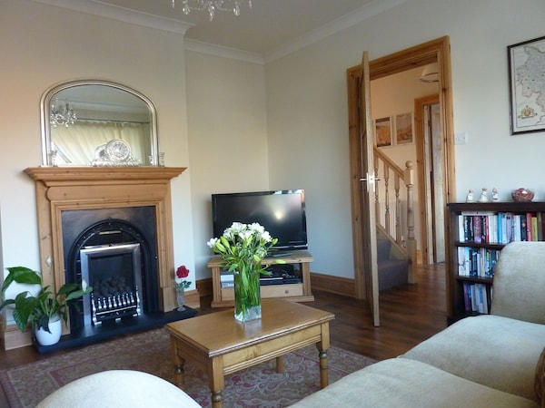 Filey Cottage Style Holiday Home With Comfort In Mind - Filey