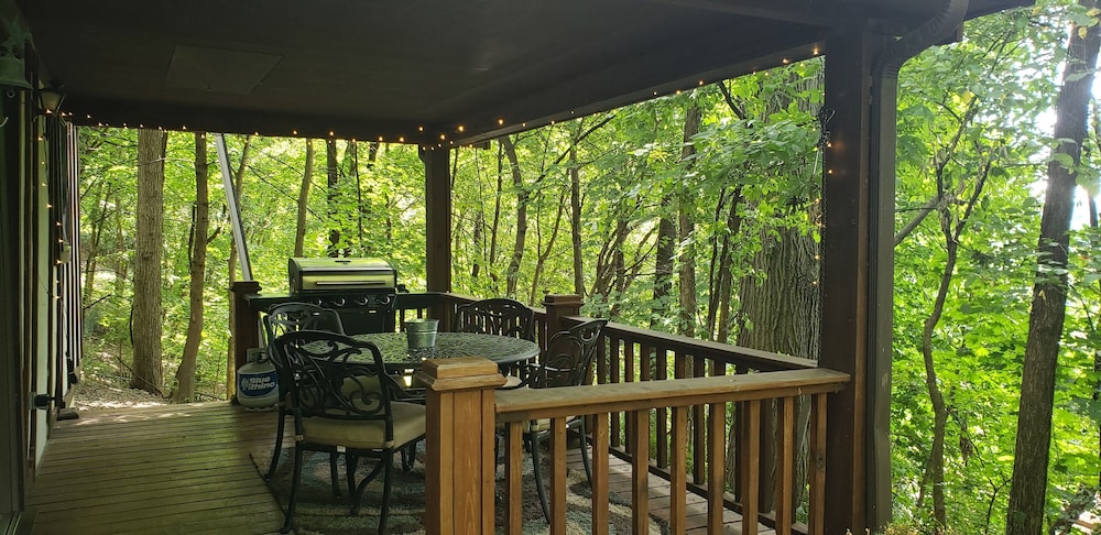 Cottage Near Pittsburgh - Pet Friendly, No Pet/cleaning Fees, Secluded & Quiet - Pittsburgh, PA