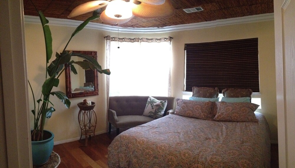 海水プールとスパを備えた3ベッドルーム/ 3バスリゾートスタイルの家 - セコイア国立公園, CA
