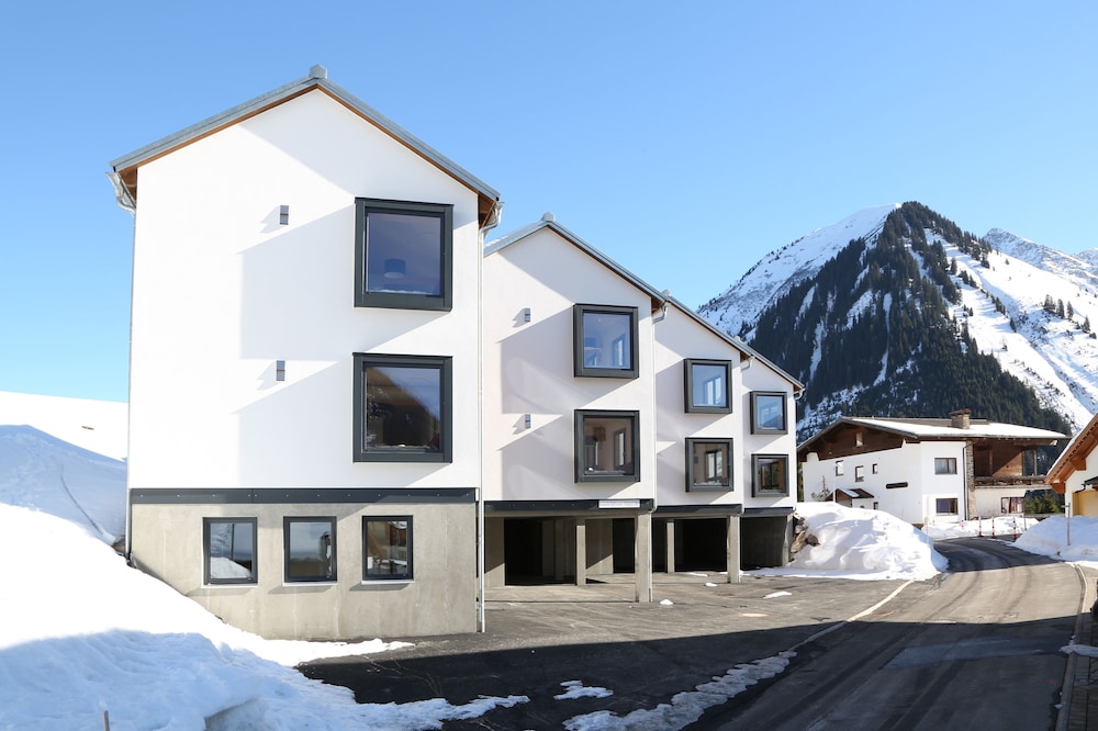 7 Lehner Panorama Alpine Suites - Berwang