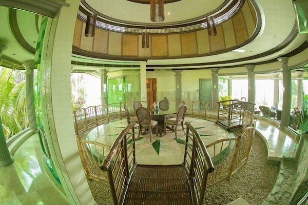 'Jungle Paradise' Luxury Hill Top, 3 Bed, Private Pool And Living, 5 Star Rated! - Baclayon