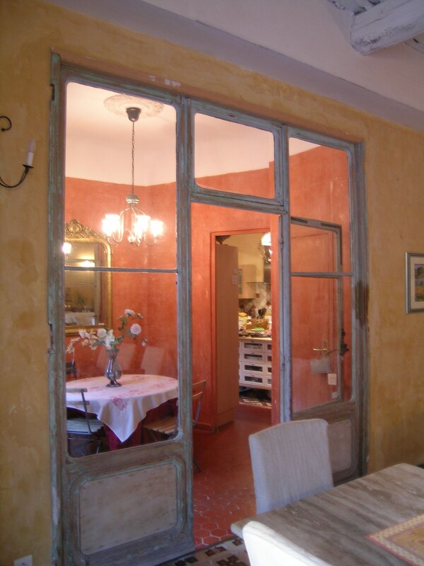 Family + Friends: Provence Chic -- Central Location For Ultimate Luberon Touring - Cucuron