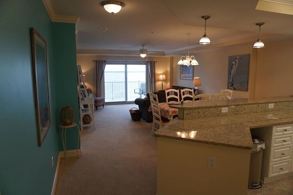 Gorgeous Soundfront Condo Midway Between Atlantic Beach And Emerald Isle - Emerald Isle, NC