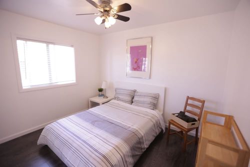 2 Dormitorios Recién Remodelado Apartamento Moderno - Inglewood, CA