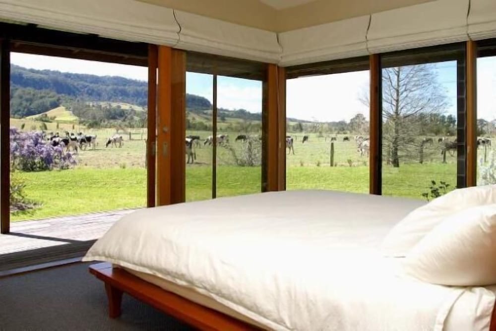 Meadow Mountain Lodge-great For Groups Of Families W/ Playground + Tennis Court - Nowra