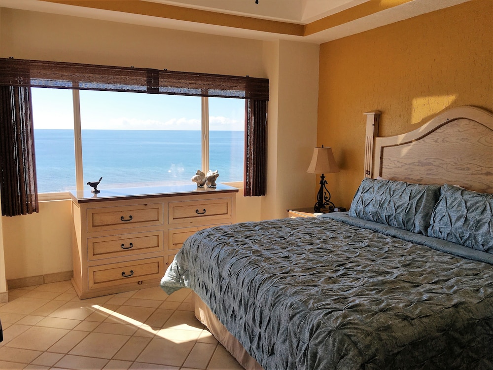 Las Palmas Resort At Sandy Beach: Condo Grande 704 - 索諾拉