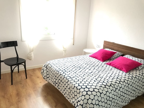 Comfortable And Bright Apartment 20 Minutes From The Center Of Barcelona - El Masnou