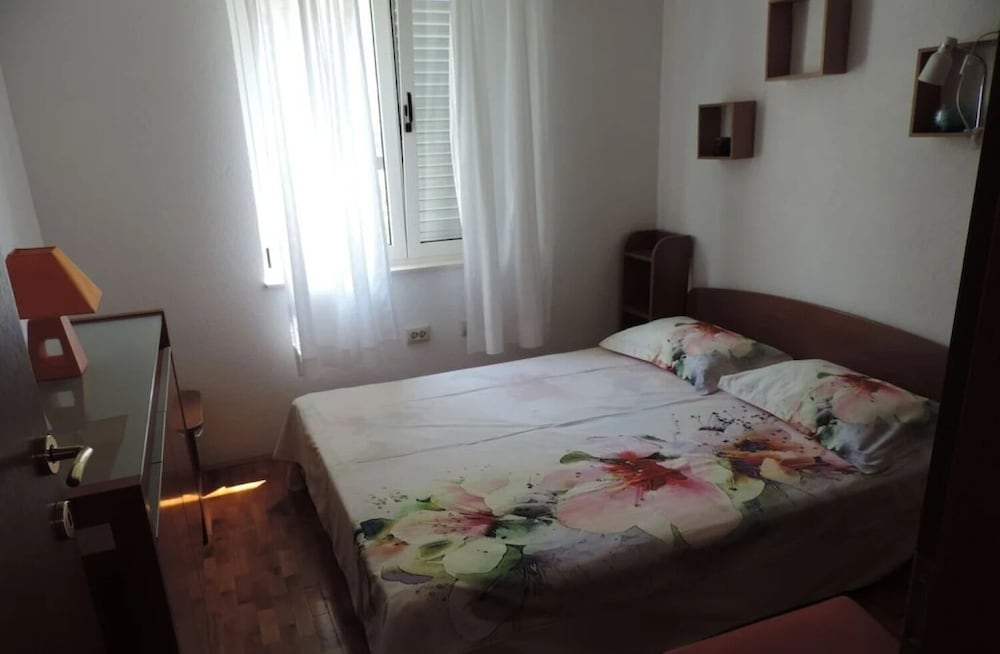 Carla Penthouse/apartment With Pool, On The Sea For Families, Groups And Indivi - Seget Vranjica