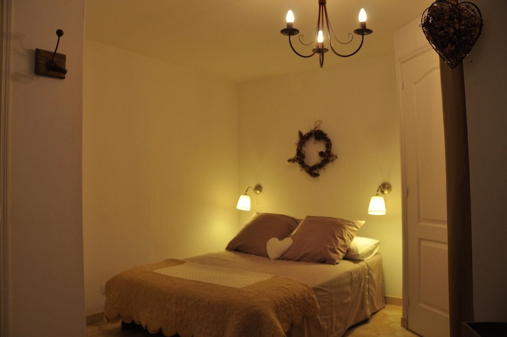 Bed And Breakfast In Villa - Tourrettes-sur-Loup