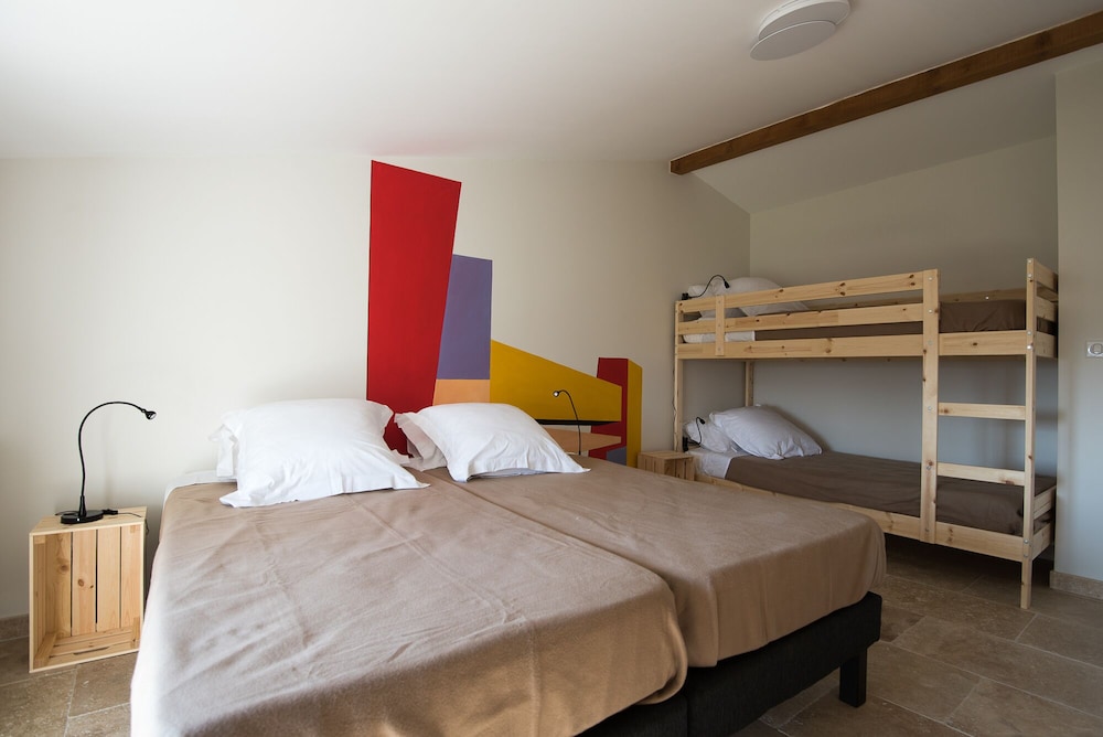 En La Naturaleza, Casa De 3 Dormitorios Duerme 8-10, Totalmente Renovado En 2019 - Drôme
