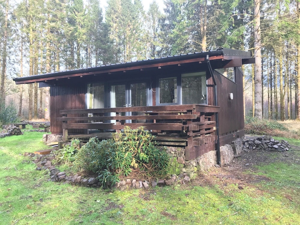 Authentic Log Cabin In A Lovely Forest Location Close To Stunning Loch Awe - Loch Awe