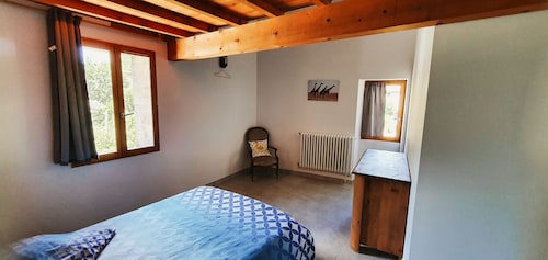 Appartement Dans Maison De Village 7 Couchages, Jardin Et Piscine. - Hérault