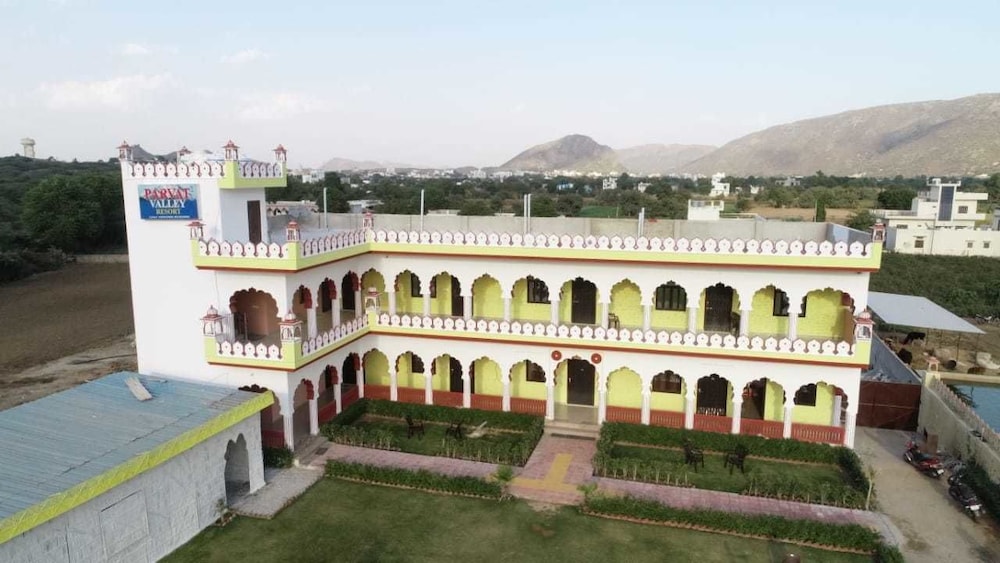 Parvat Valley Resort - Madhya Pradesh