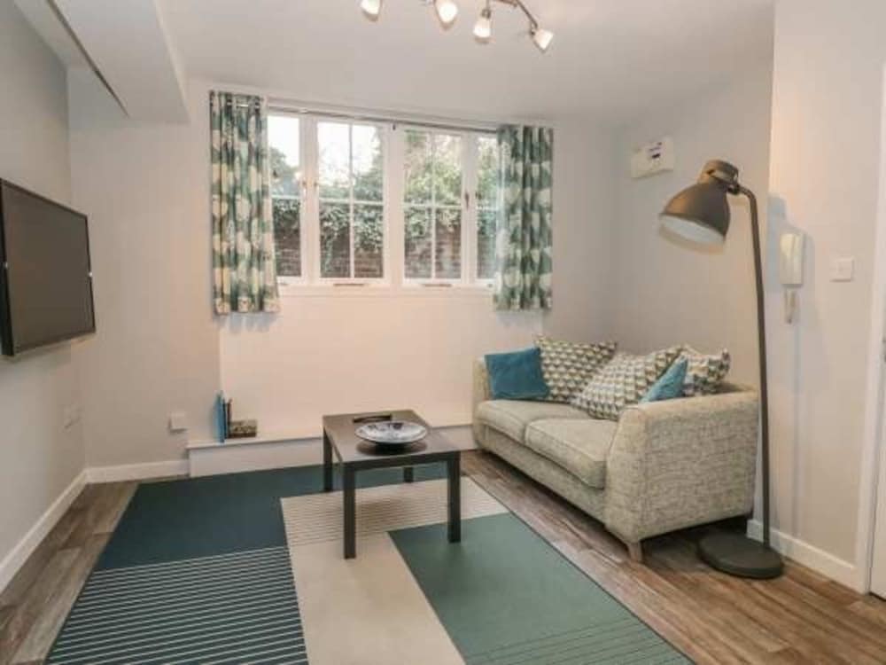 Remarkable 1-bed Apartment In Ulverston - Ulverston