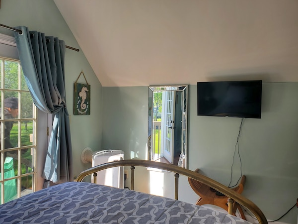 Charme Cottage Sulla Spiaggia In Point Peninsula - Sackets Harbor, NY
