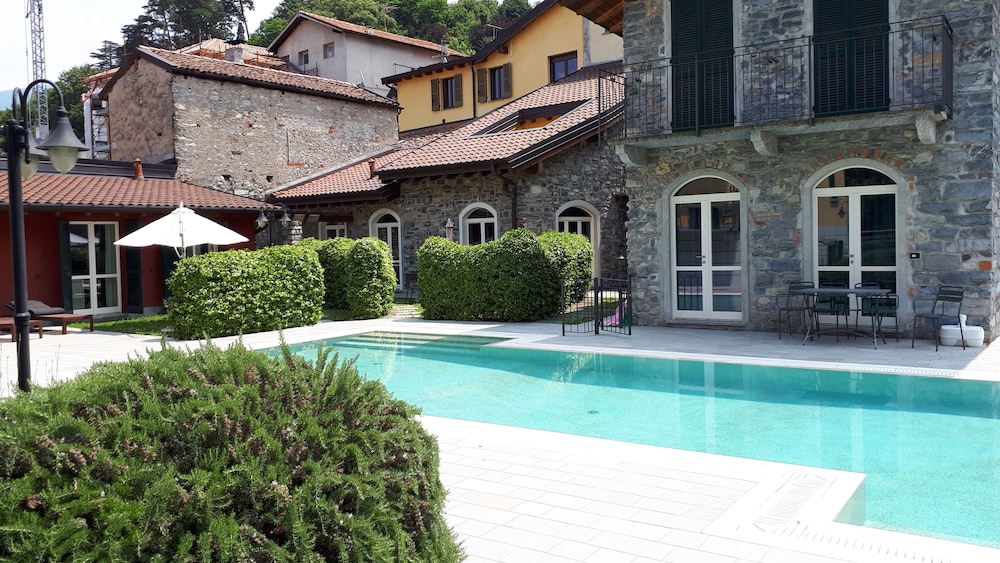 Bellagio Dreams Apt With Private Garden,with Pool, Only100 Mt To The Lake/beach! - Bellagio