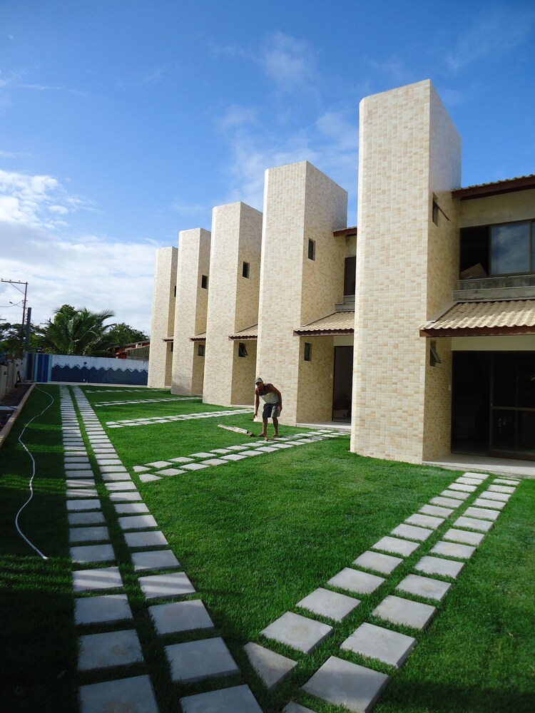 Luxury Village 03 Suites, Aseo, Equipado, Piscina, Cerca De La Playa, Nuevo - State of Bahia