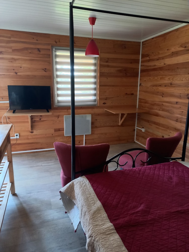 Montolieu Rental 2 Pers. + Possible Young Child With Swimming Pool - Pyrenees