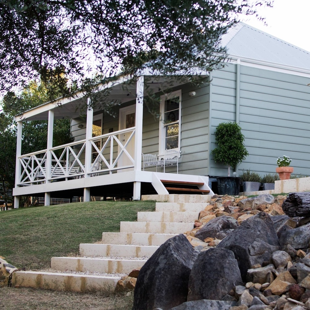 Beautiful Self Contained Cottages Nestled In The Picturesque Helena Valley. - Woodbridge