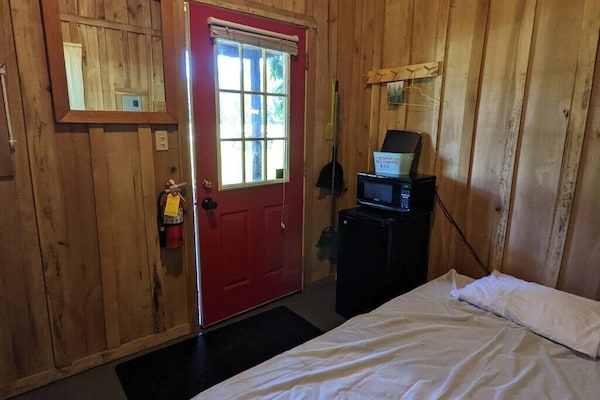 \"Martin\" Camping Cabin #12 | Pet Friendly - Nashville, IN