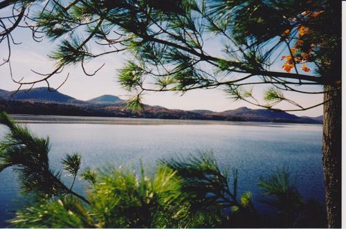 Retreat in Indian Lake, NY? Find cottages on cozycozy!