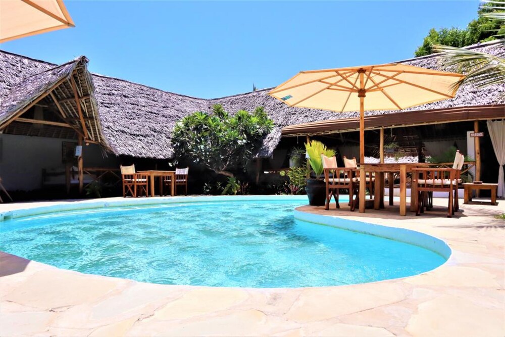 Mvuvi Lodge, Kite House - Chale Bungalow - Kenya
