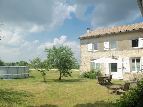 Charente Chambres D'hotes - Charente