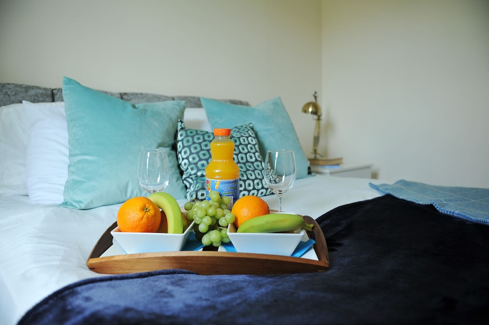 Select Serviced Accommodation - Hunters Wharf - Reading