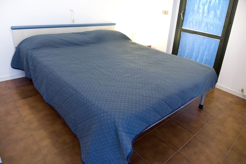 M194 - Marcelli, Two-room Apartment With Terrace 200m From The Sea - Porto Recanati