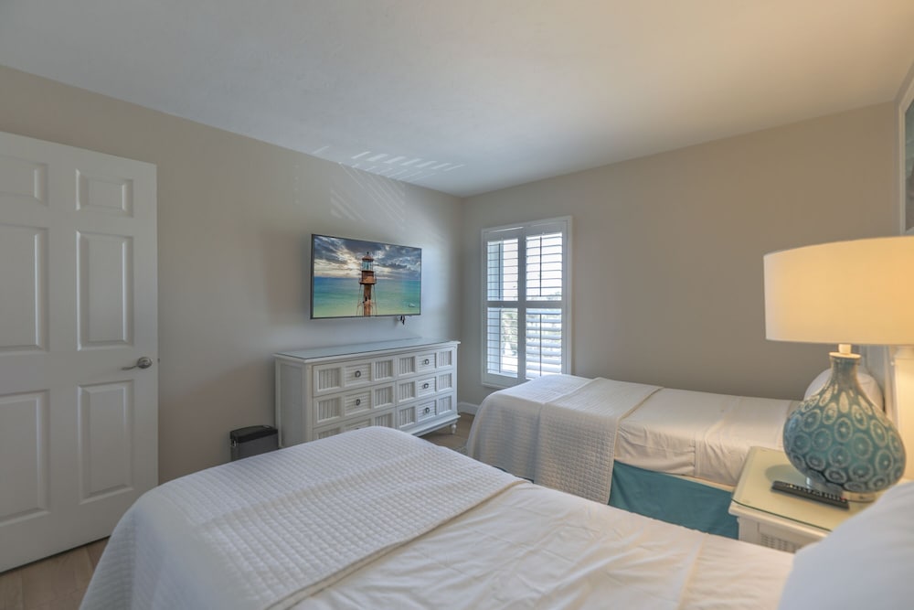 South Seas Beach Villa 2428 | Captiva Condo In South Seas With Gulf Views! - Captiva, FL