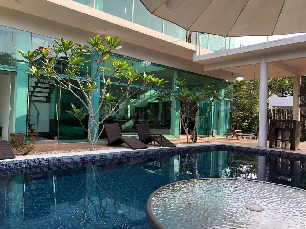 Resortvilla- Unique Resort Homestay For Nature Lovers - Johor