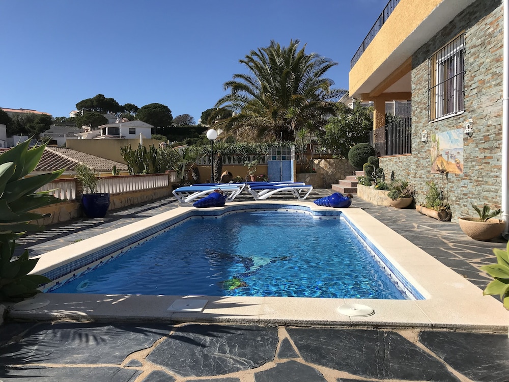 Grote Luxe Villa, Gratis Wifi, Zwembad En Een Eigen Parkeerplaats. Uitzicht Op De Zee. - Peñíscola