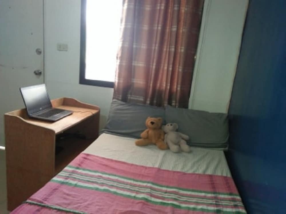 Transient Studio-type Apartment W/ Wifi Good For Max Of 4 - Davao City