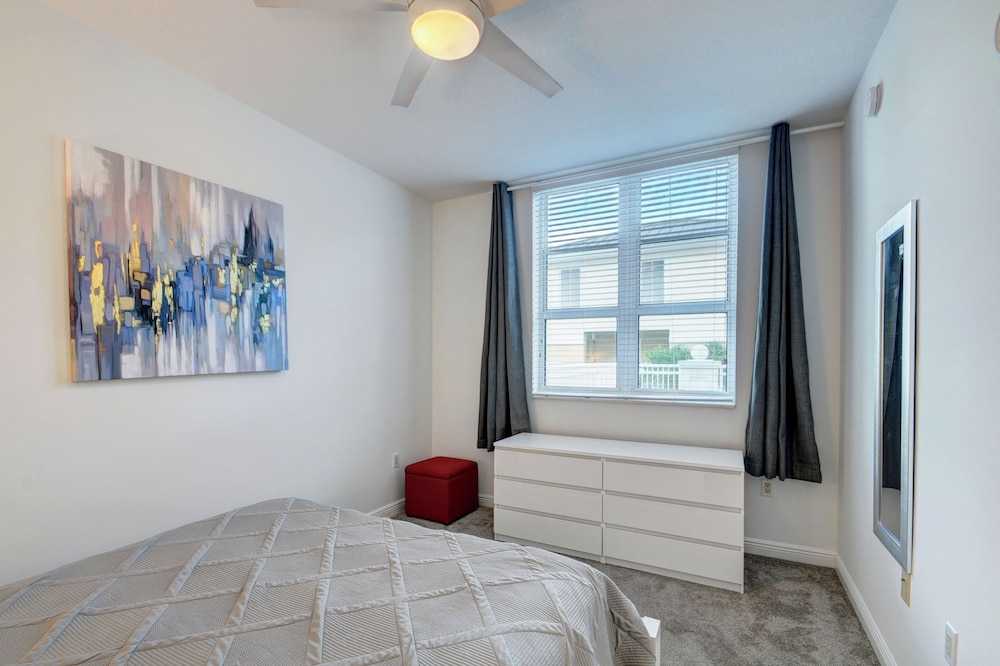 One bedroom in amazing luxury condo BEACH PASS INCLUDED - Delray Beach, FL