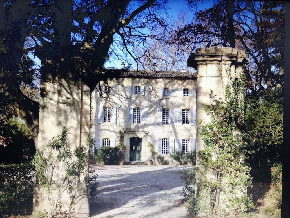 Domaine D'antremont A Peaceful Retreat Of The 18th Century - Vaucluse