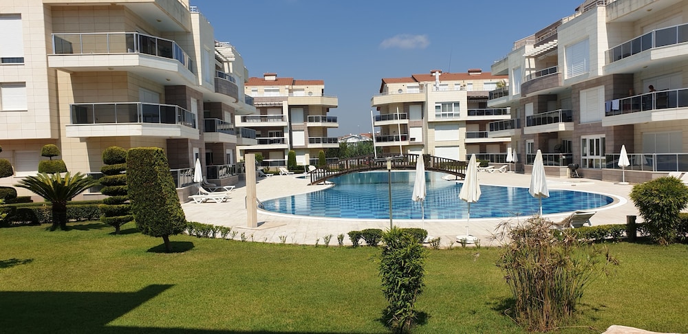 Antalya belek sama golf apart 2 second floor pool view 2 bedrooms - Belek