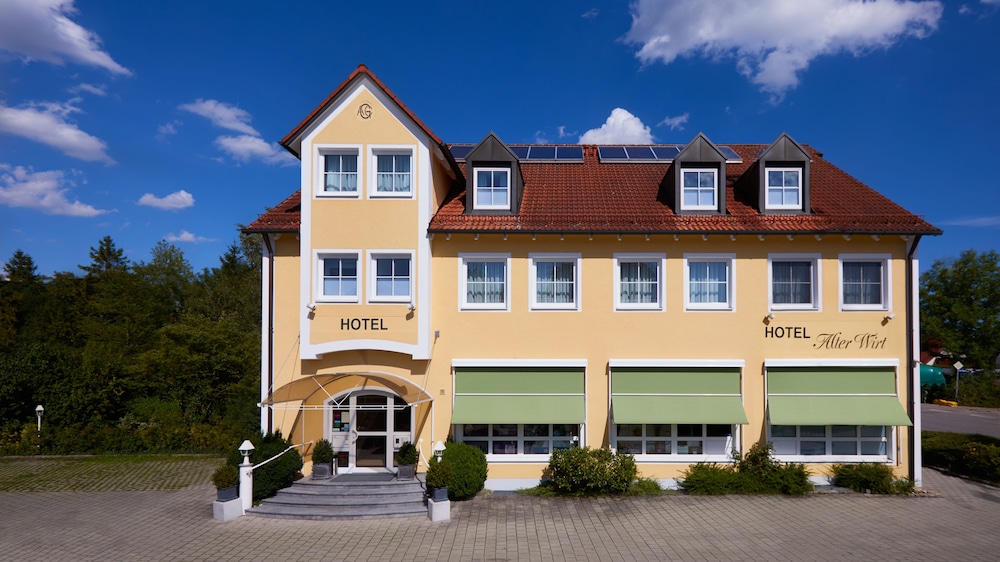 Hotel Alter Wirt - Hallbergmoos